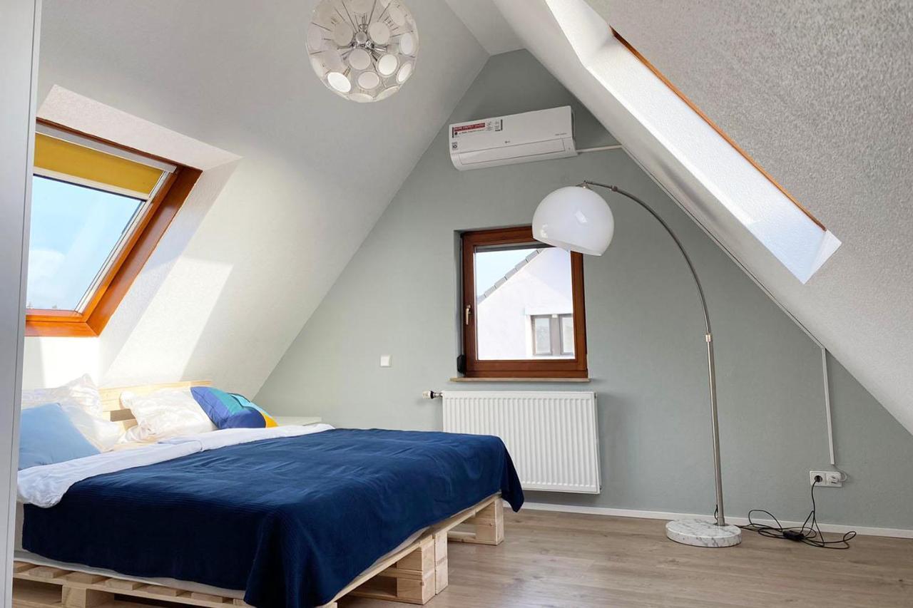 Gemütliche 2 Zimmerwohnung mit TV und WLAN Wendlingen am Neckar Exterior foto